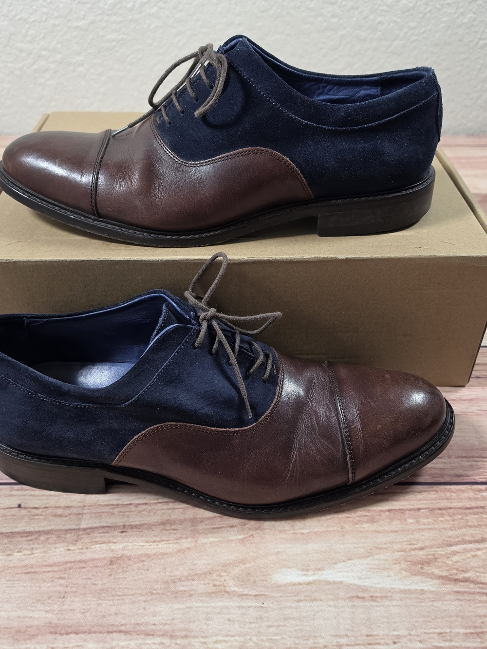 Men's Brown and Navy Blue Cap Toe Oxford Dress Shoes Italy 42 US 8.5/8 Leather